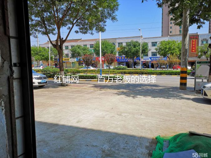 渭南蒲城县东环路80平临街空铺无行业限制