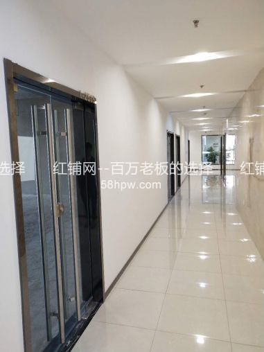 莲湖区丰禾路鑫苑中心300平米可分割写字楼