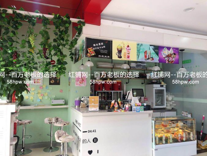 灞桥火车站东12平超大人流饮品店转让超市门口第一家