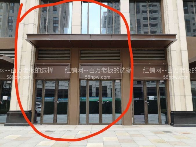 高新区小区主大门口第一家60平空铺 可餐饮 机不可失