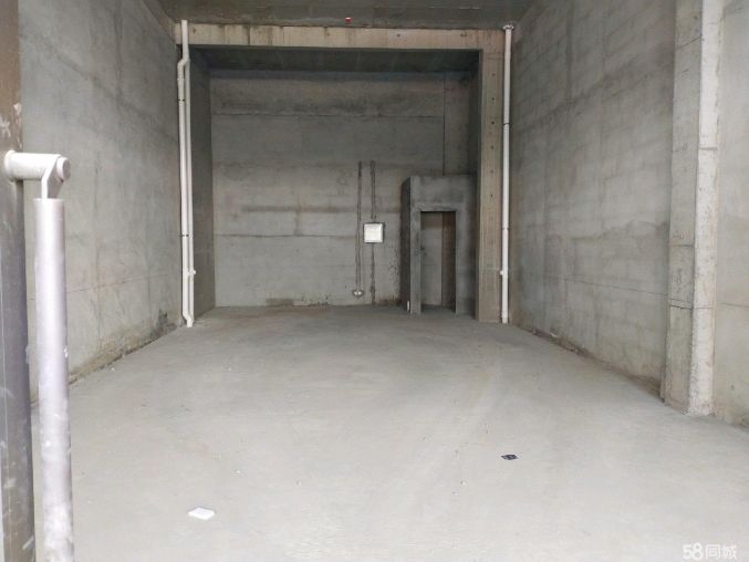 未央区碧桂园凤凰城97平临街底商出租